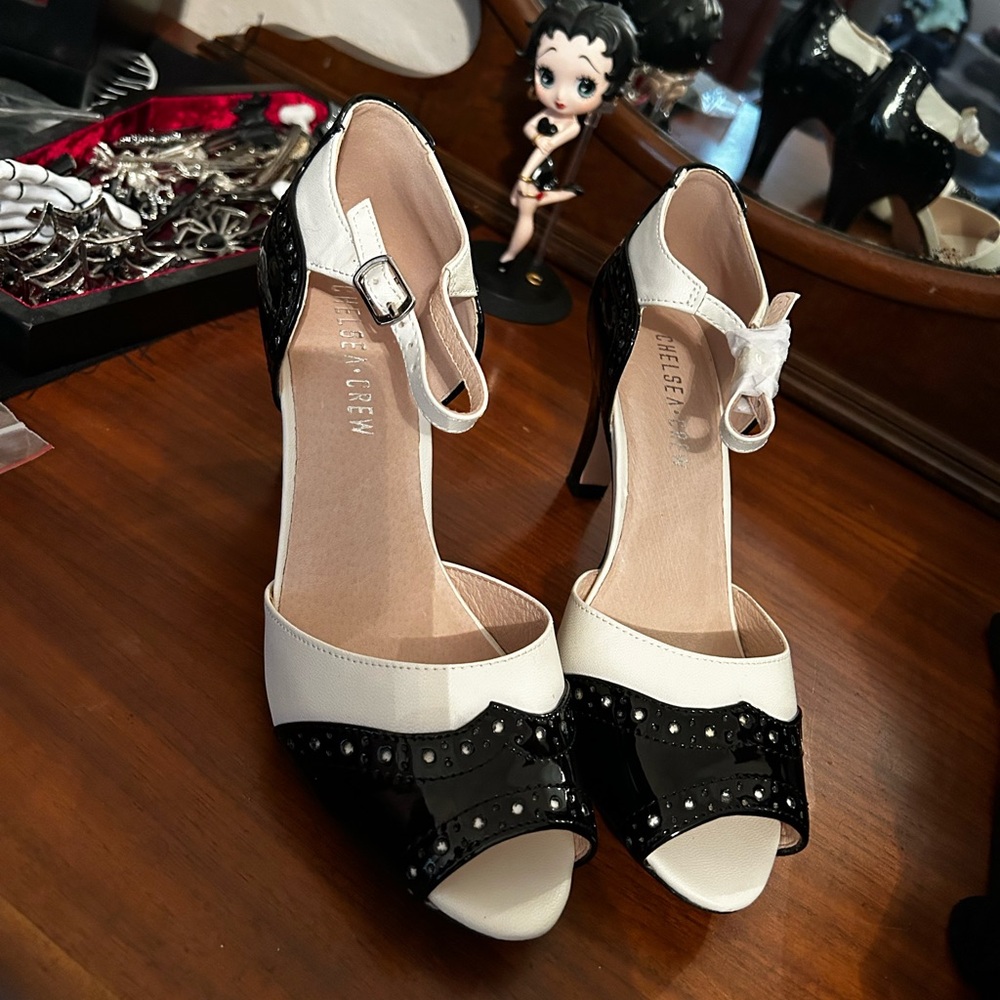 Chelsea Crew Black and White Heels